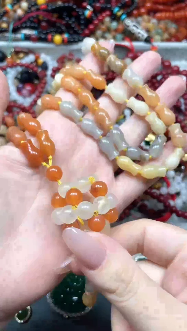 毛衣链未镶嵌石英质玉（金丝玉）多样性发货拍一发一