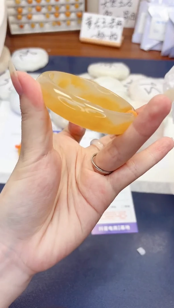石英质玉手镯未镶嵌470-财气镯-圈口57