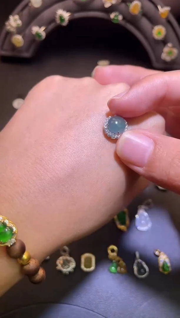 吊坠(不含链)银S925镶嵌翡翠1