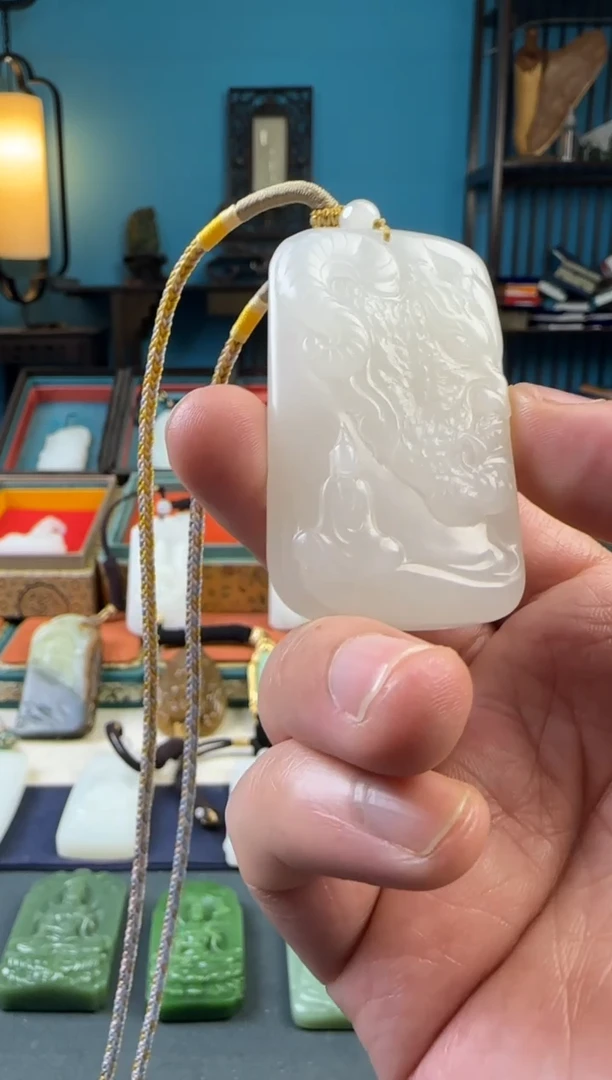 颈饰未镶嵌和田玉111111111111111