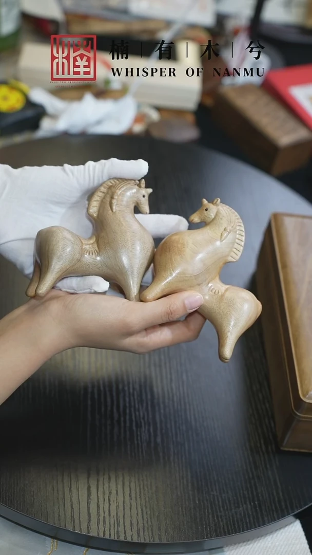 其他楠木（金丝楠）唐马金丝楠木雕刻一对