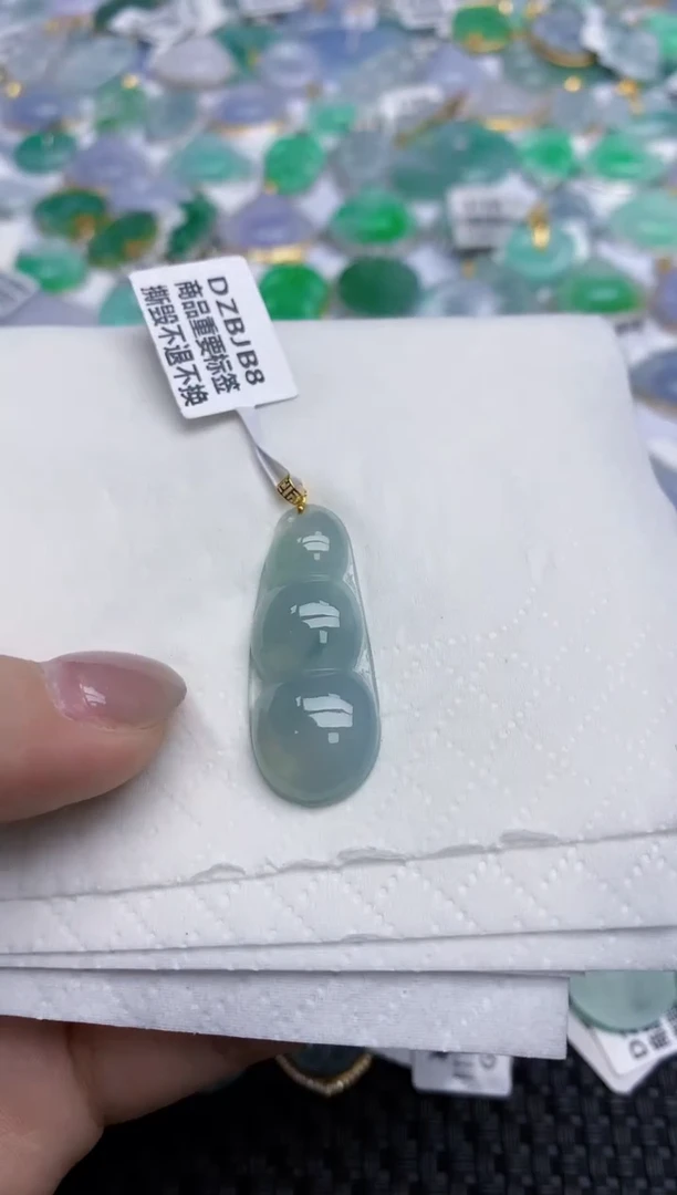 【闪购商品】翡翠颈饰18K金镶嵌天然翡翠A货