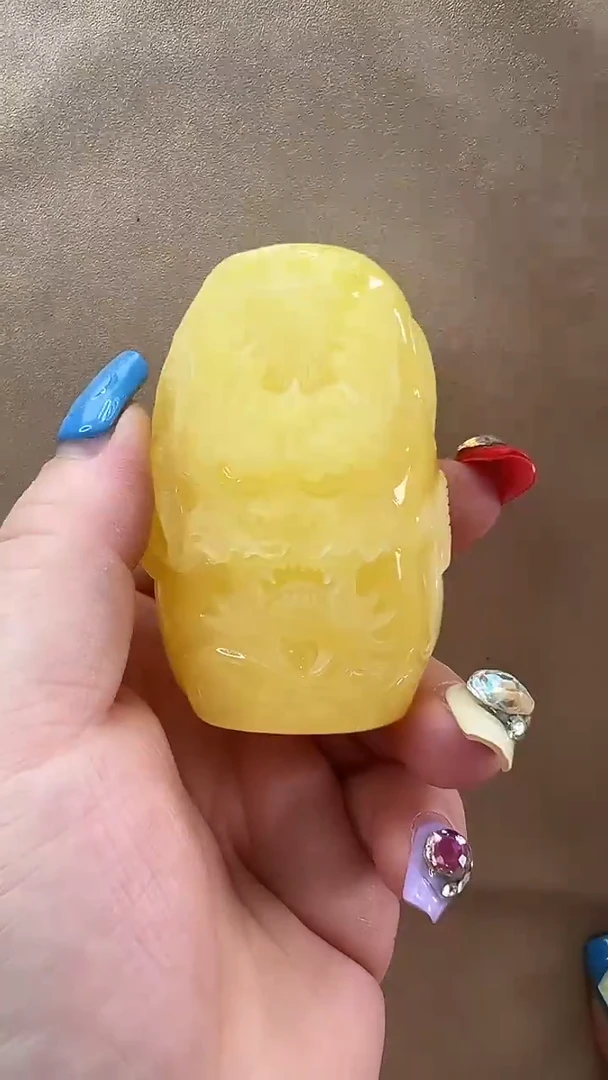 未镶嵌颈饰琥珀吊坠