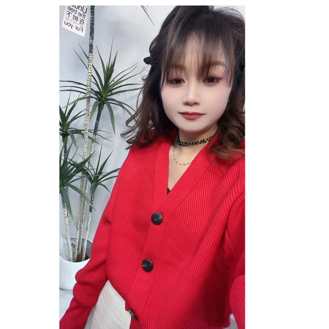YLB 春款精选系列显瘦气质针织衫