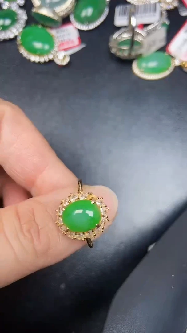 银S925镶嵌戒指翡翠8400