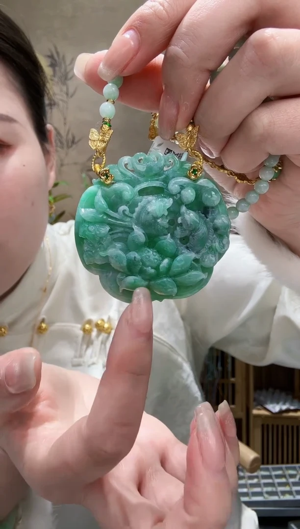 【闪购商品】翡翠颈饰未镶嵌吊坠