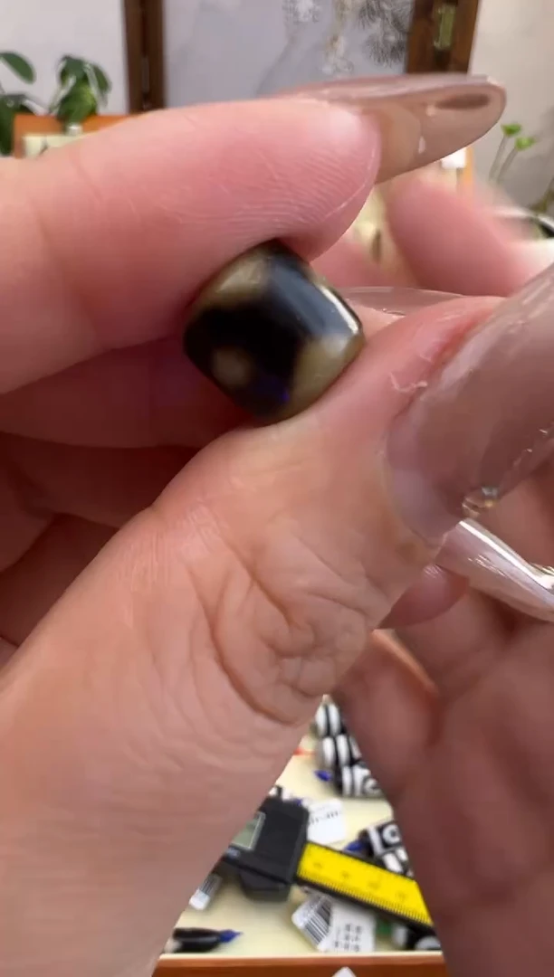 【闪购商品】玛瑙/玉髓吊坠(不含链)未镶嵌14.(微瑕随机发货)