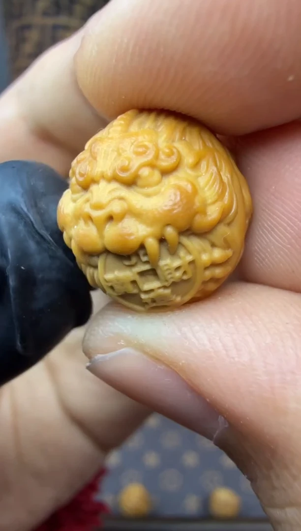 【闪购商品】猴头核桃吊坠咬米 唐狮 素