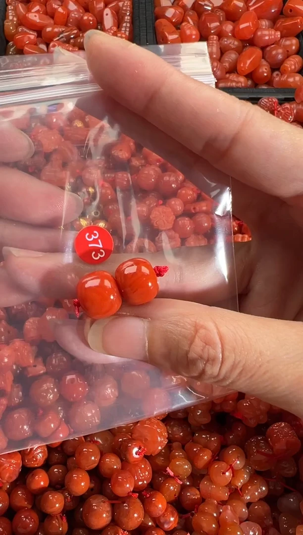 【闪购商品】南红玛瑙颈饰未镶嵌1