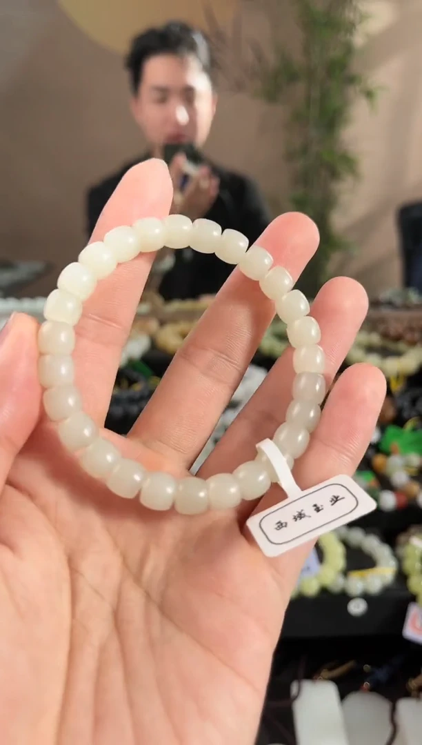 【闪购商品】和田玉手串未镶嵌青海白玉直切手串卡8微色差