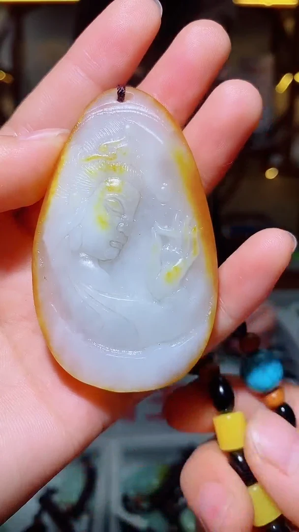 和田玉未镶嵌颈饰1