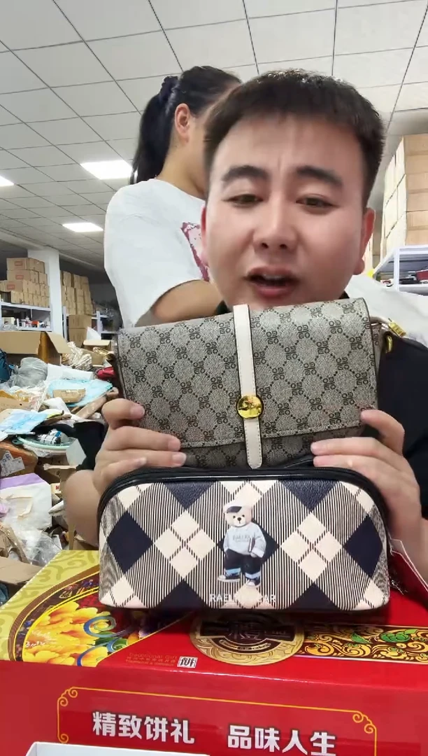 牦牛剖层皮革琪老板女包6号店超好看发图片款