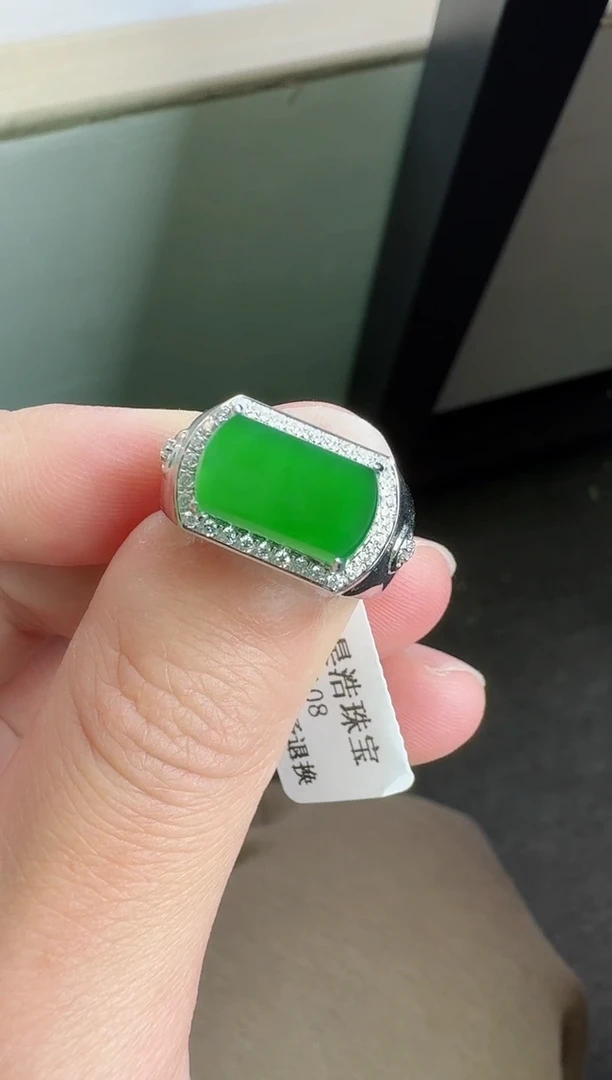 【闪购商品】翡翠戒指18K金镶嵌寄售回流，不退不换