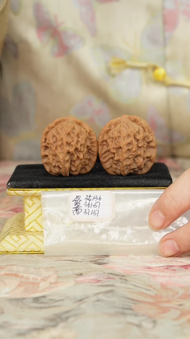 【闪购商品】文玩核桃把件非嫁接马老四