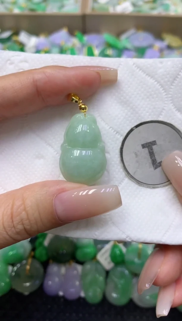 颈饰未镶嵌翡翠天然缅甸翡翠A货