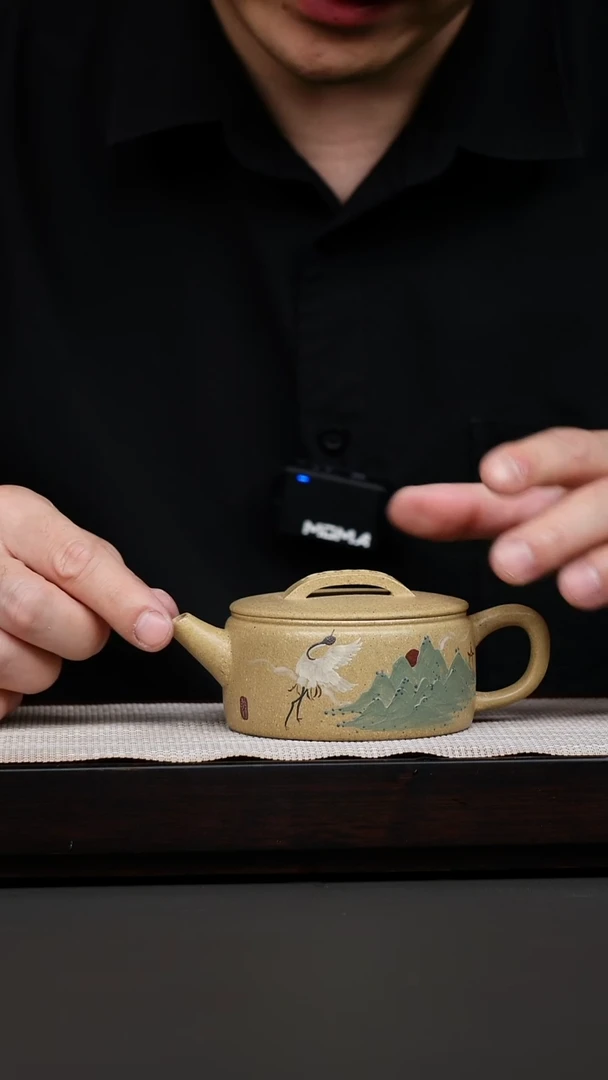 茶壶紫砂五彩段泥绘汉瓦