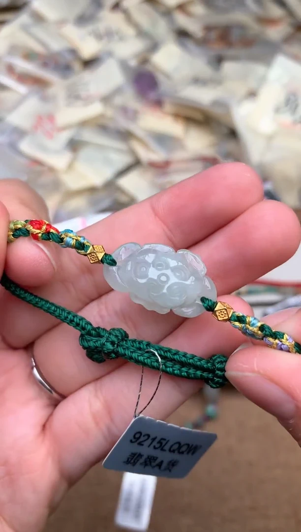 未镶嵌挂件翡翠一