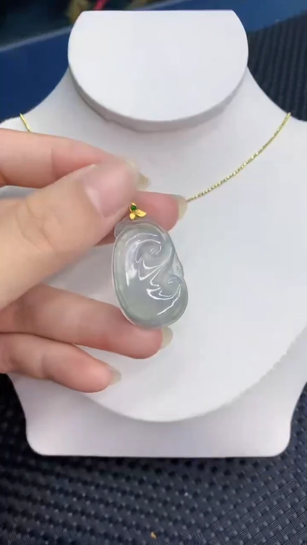 【闪购商品】翡翠颈饰18K金镶嵌            8