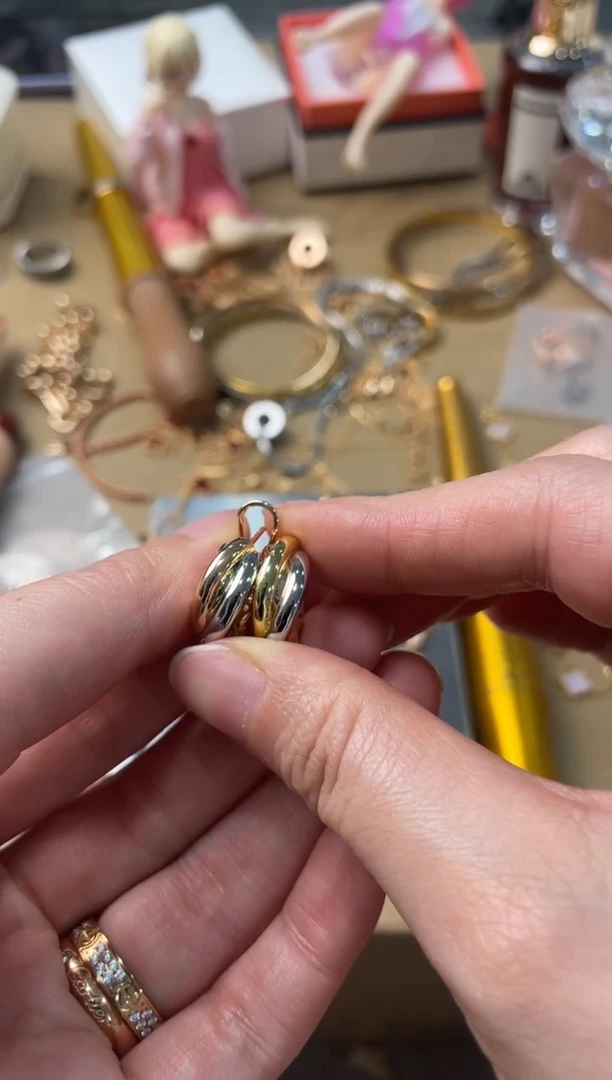 瓷片嘉荣当康大姐fu的总铺