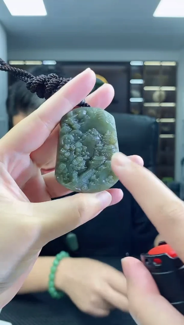 和田玉未镶嵌颈饰山水清货1