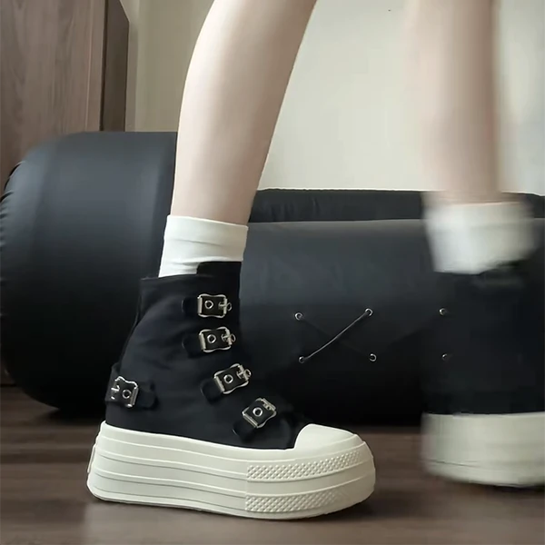 复古圆头厚底增高休闲高帮板鞋女2025新款春秋港风高级感帆布鞋子