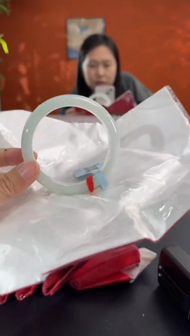 未镶嵌手镯翡翠4  56