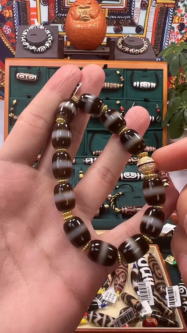 玛瑙/玉髓颈饰未镶嵌33.