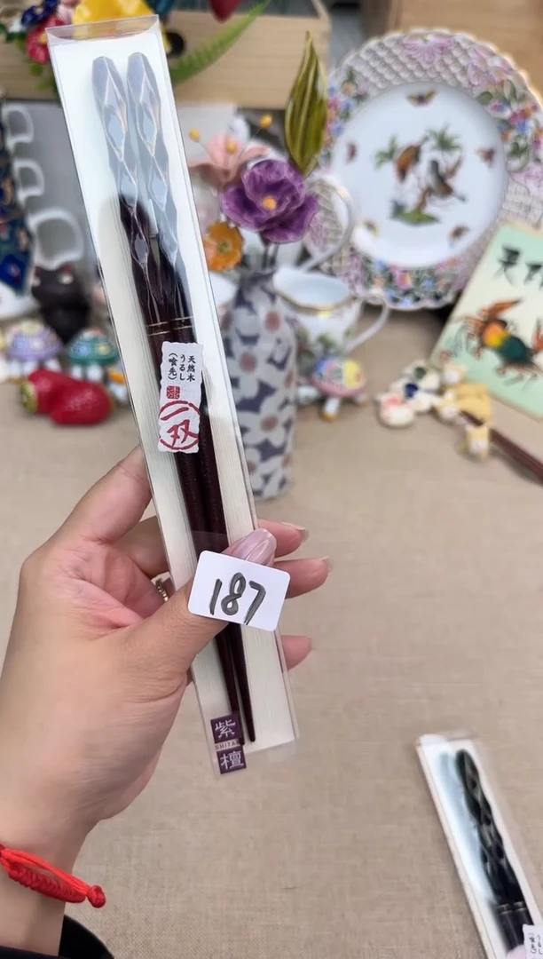 瓷片泡泡家的瓷器真好看