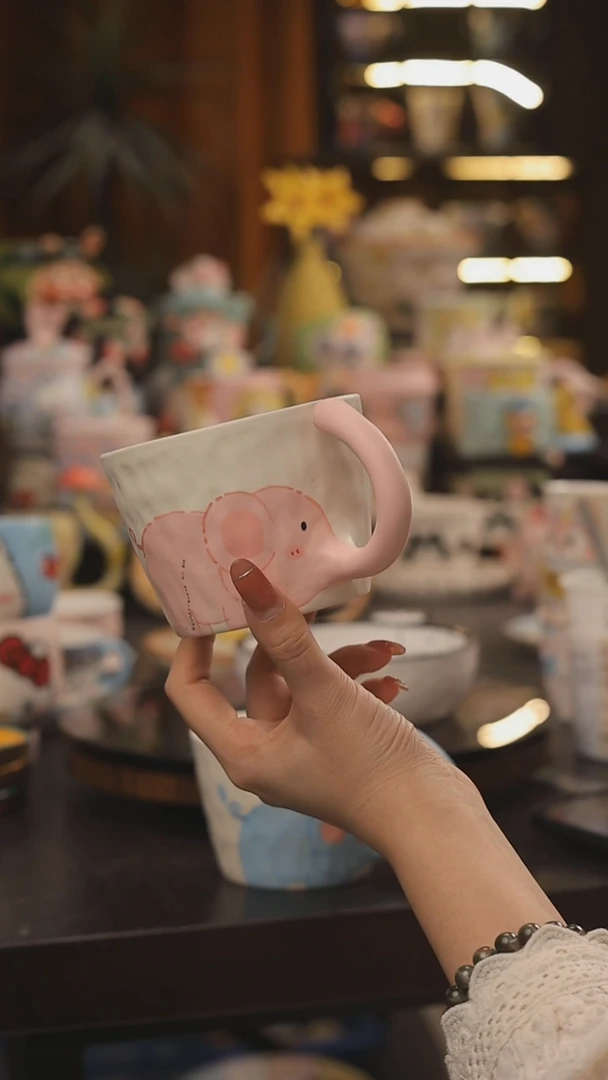 景德镇釉下彩绘设计师款式陶瓷