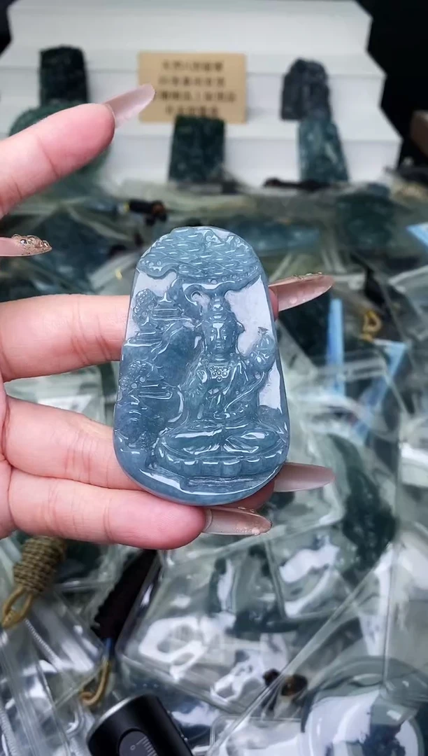 颈饰未镶嵌翡翠E