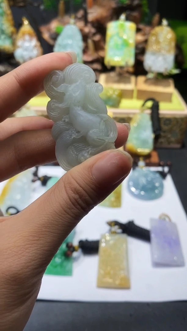 【闪购商品】定制翡翠未镶嵌翡翠A货