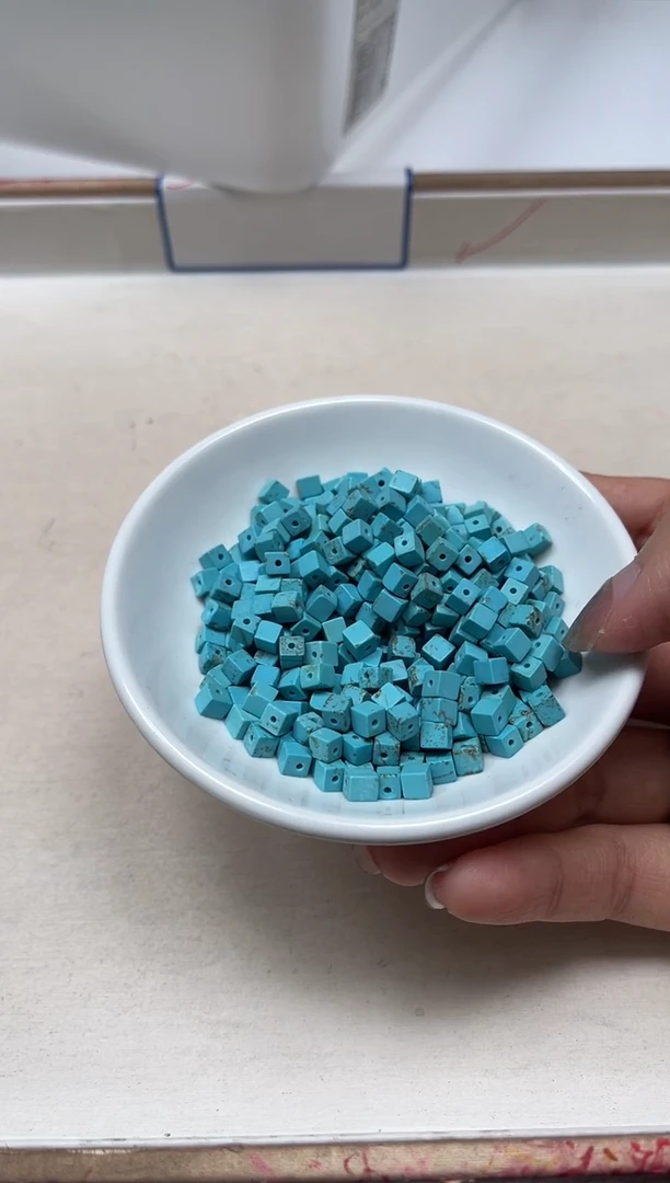 手饰玛瑙未镶嵌B1823绿淞方4*4mm30个9.9元