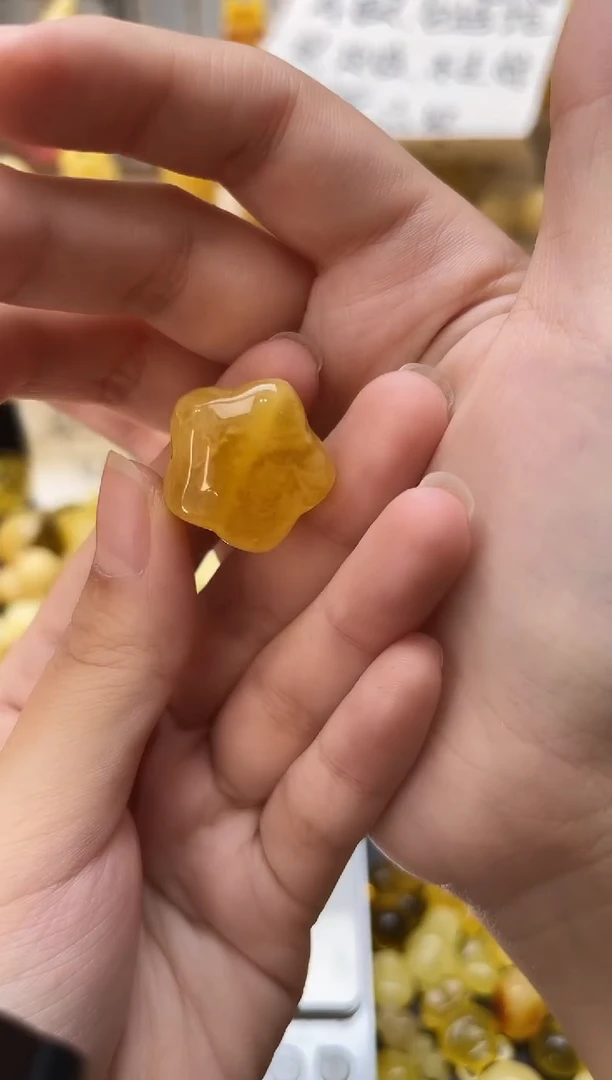 琥珀未镶嵌珠宝奇石137琥珀蜜蜡微瑕