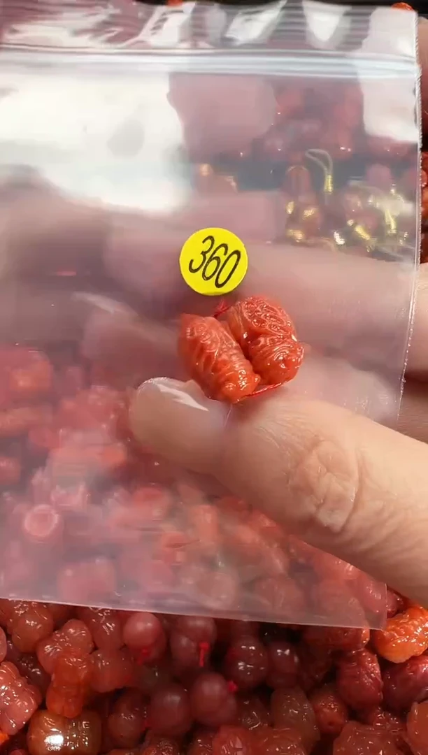 颈饰未镶嵌南红玛瑙1