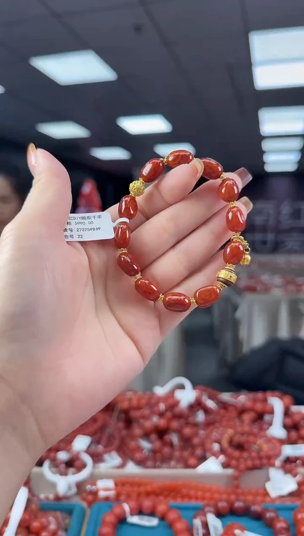 未镶嵌珠串南红玛瑙多样发其一/922005360999