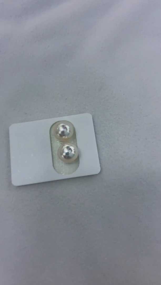 18K金镶嵌耳饰海水珍珠9-9.5素钉