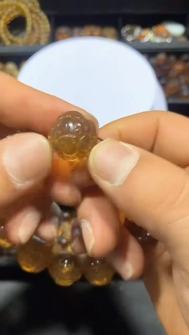 绿珀颈饰未镶嵌天然缅甸琥珀单珠