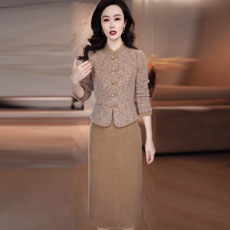 贵妃绒气质轻奢女装2025秋冬新款时尚优雅贵气加绒加厚打底连衣裙