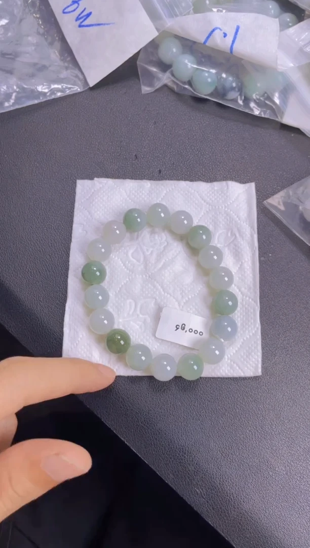 定制翡翠未镶嵌珠串12+