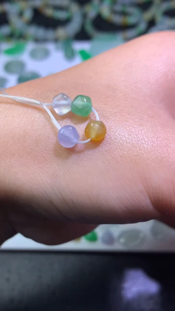 未镶嵌定制翡翠毛货