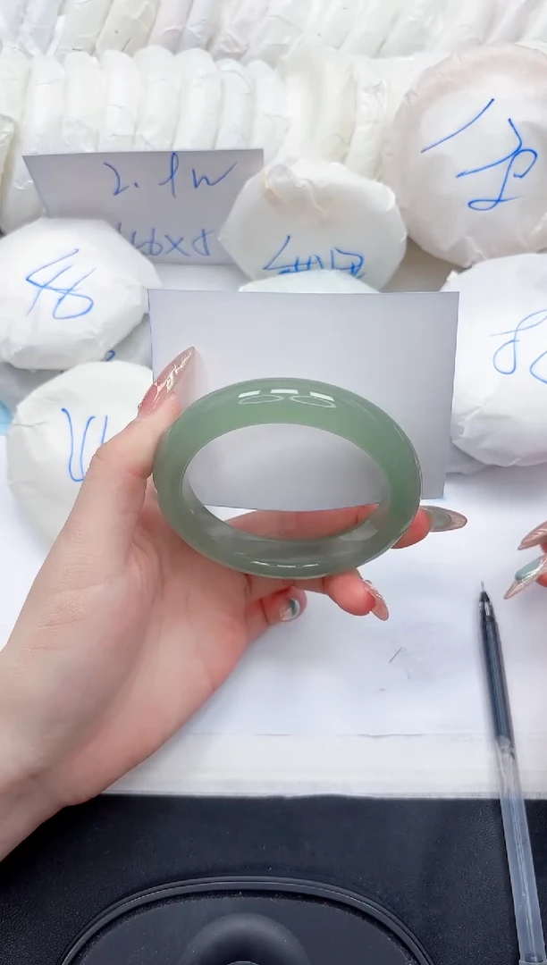 石英质玉手镯未镶嵌315-59