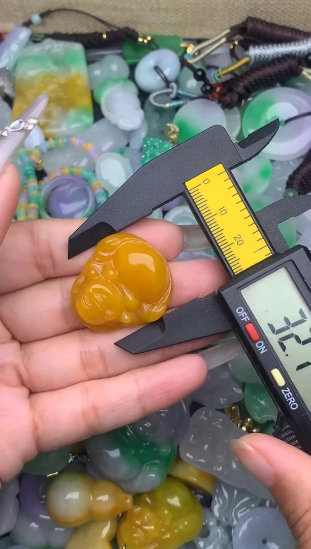 翡翠未镶嵌颈饰天然缅甸翡翠吊坠