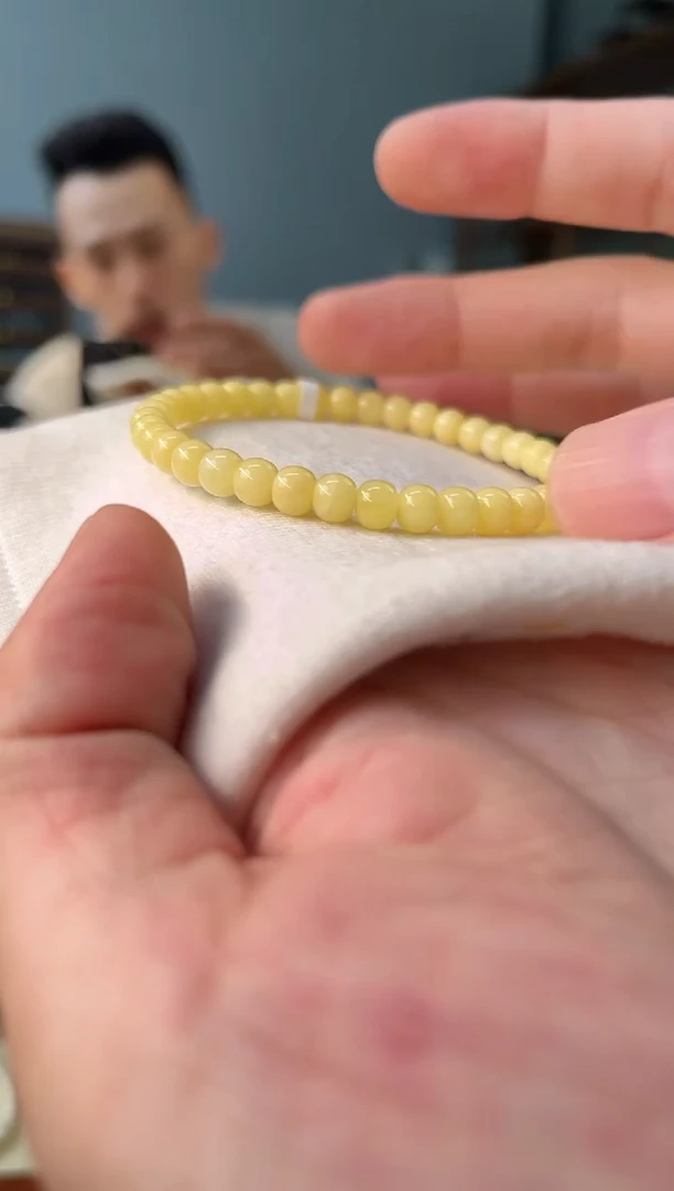 未镶嵌琥珀裸石琥珀蜜蜡（多样性发其一）h009