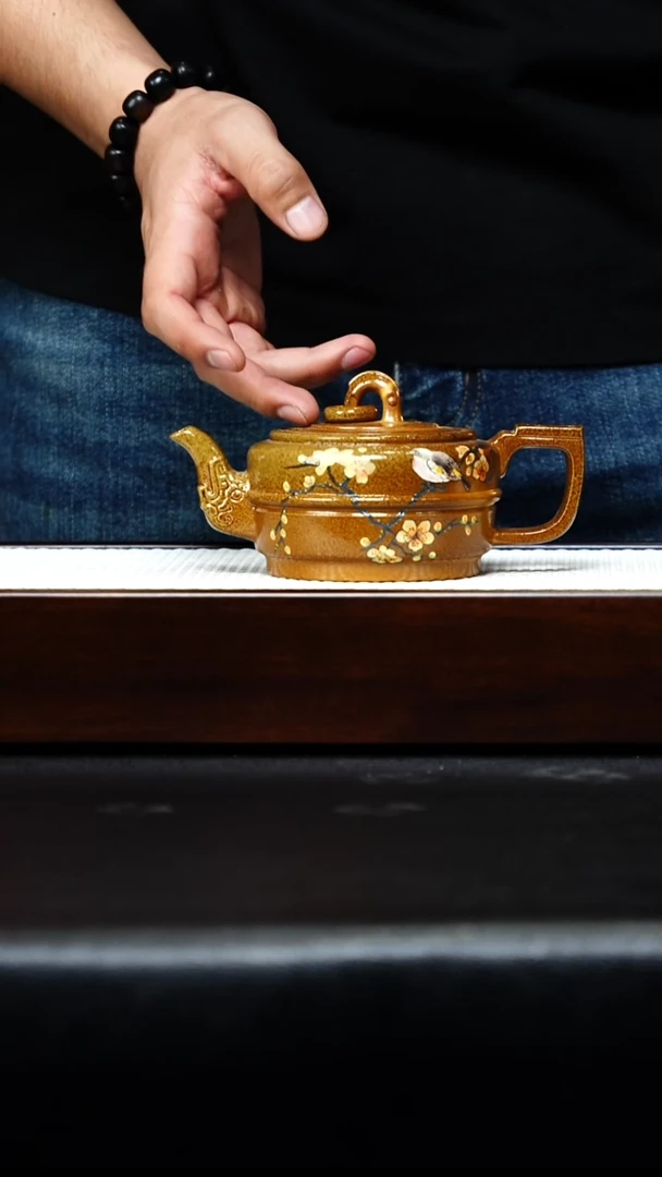 茶壶紫砂宜兴紫砂 集玉 黄金段（松脂烧） 李志刚 h383
