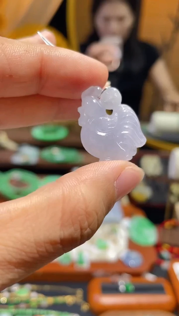 颈饰未镶嵌翡翠假一赔三
