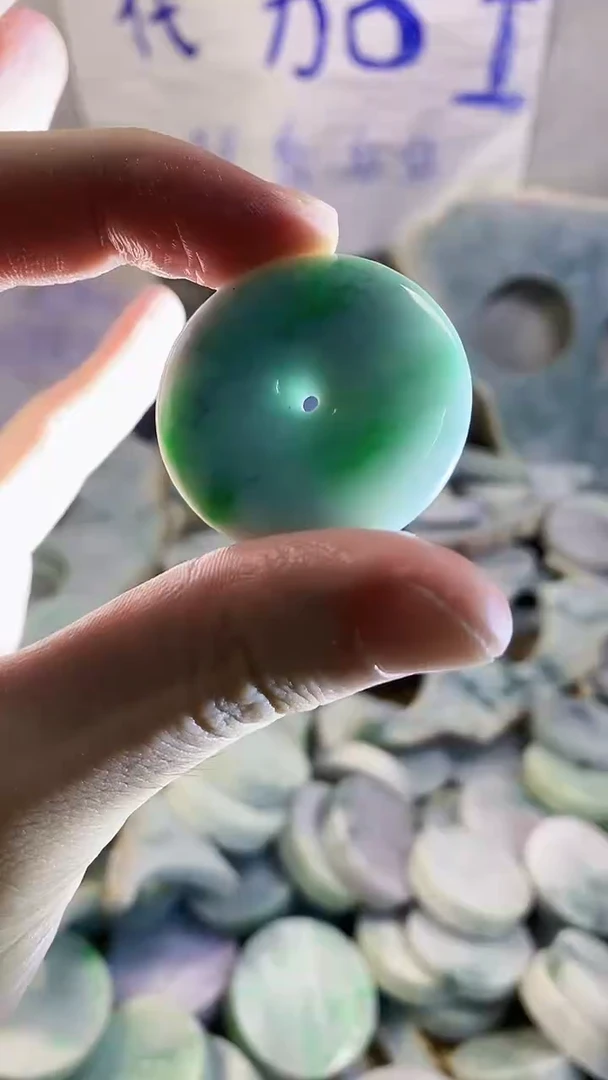 未镶嵌挂件翡翠纯天然a货119