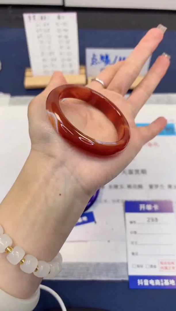 【闪购商品】石英质玉手镯未镶嵌298-玛瑙-圈口53