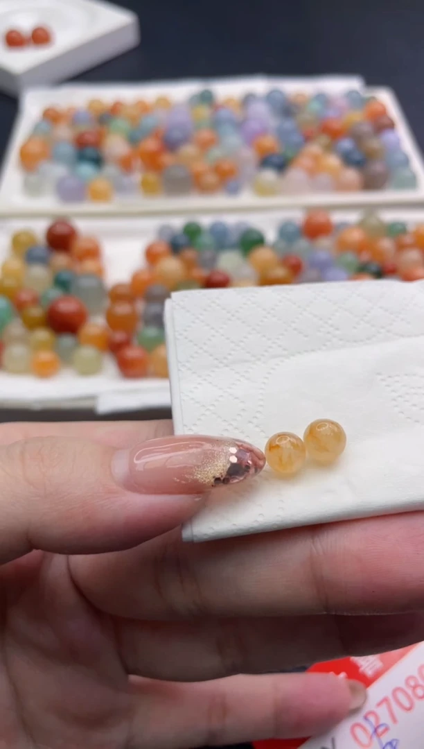 未镶嵌定制翡翠滇**猴珠子