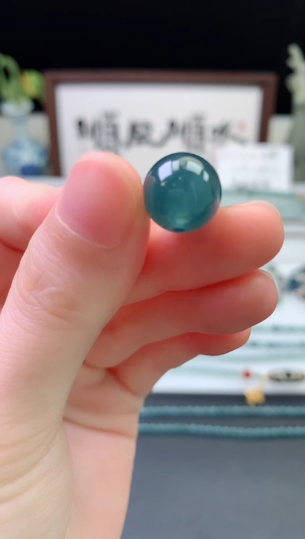 翡翠未镶嵌颈饰0063615441
