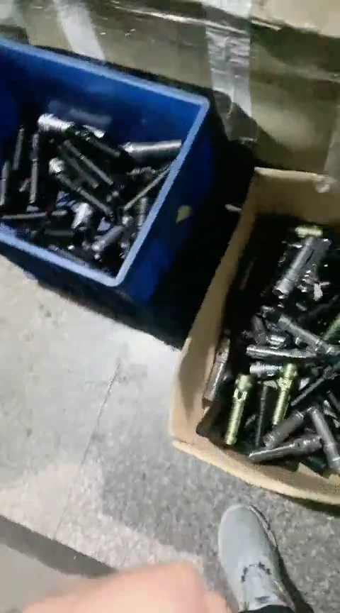 坏的点火手电发6只缺配件颜色随机